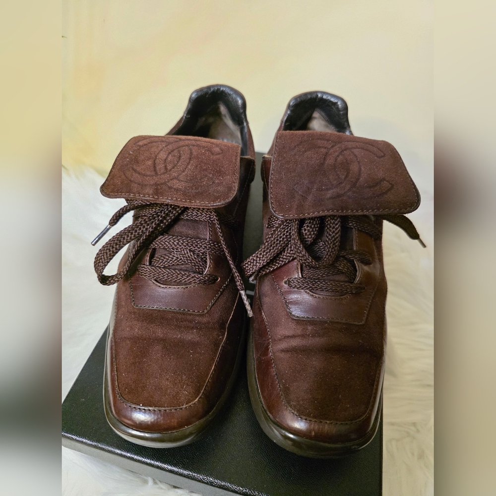 🟤 Chanel CC Logo Shoes 🟤 - Picture 13 of 15